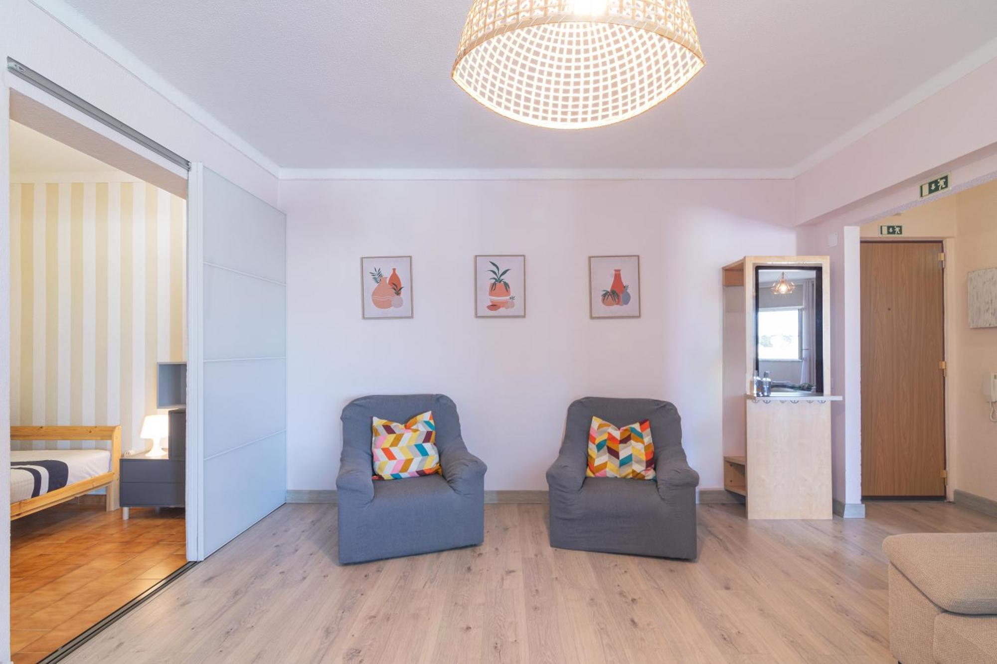 Апартаменти Patio Da Rocha - Silhueta Citadina Портіман Екстер'єр фото